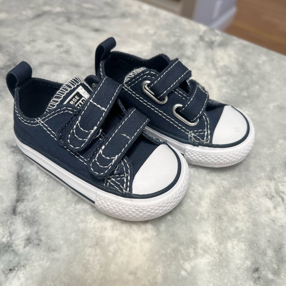 Toddler Converse Size 3 Navy brand new